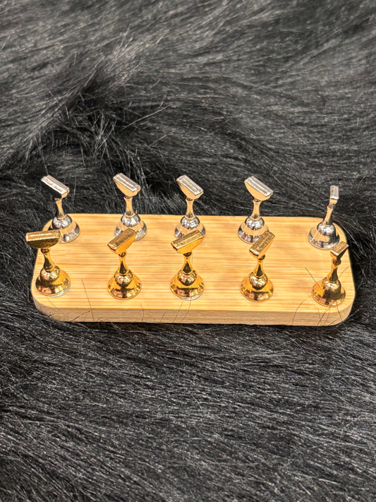 Bolt Bee Nail stand